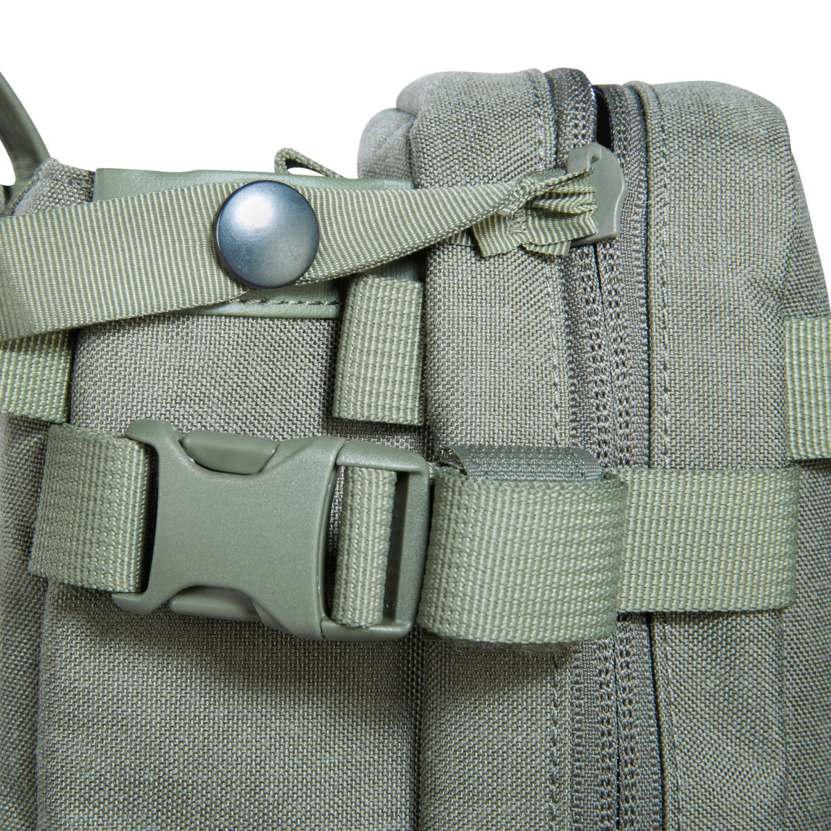 8827332n.jpg